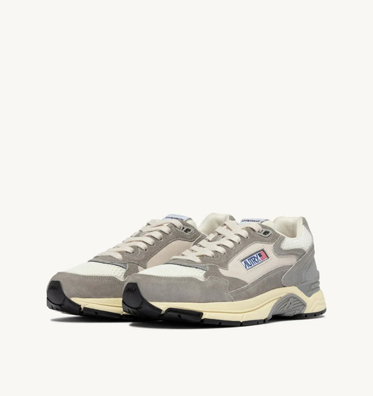 BASKETS HYPERWAY EN MESH ET DAIM BLANC ET PLUMBLEO