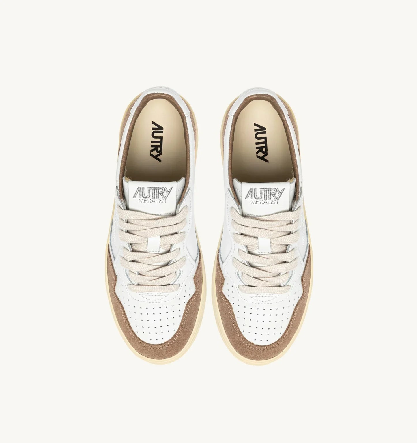 BASKETS MEDALIST LOW EN CUIR BLANC ET DAIM ANTILOPE