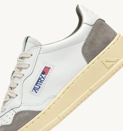 BASKETS MEDALIST LOW EN CUIR BLANC ET DAIM VAPOR